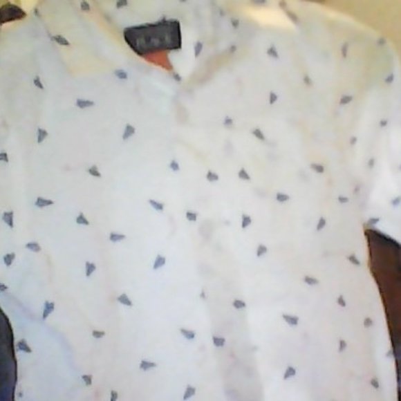 long sleeve white shirt paper plane design - Picture 2 of 6